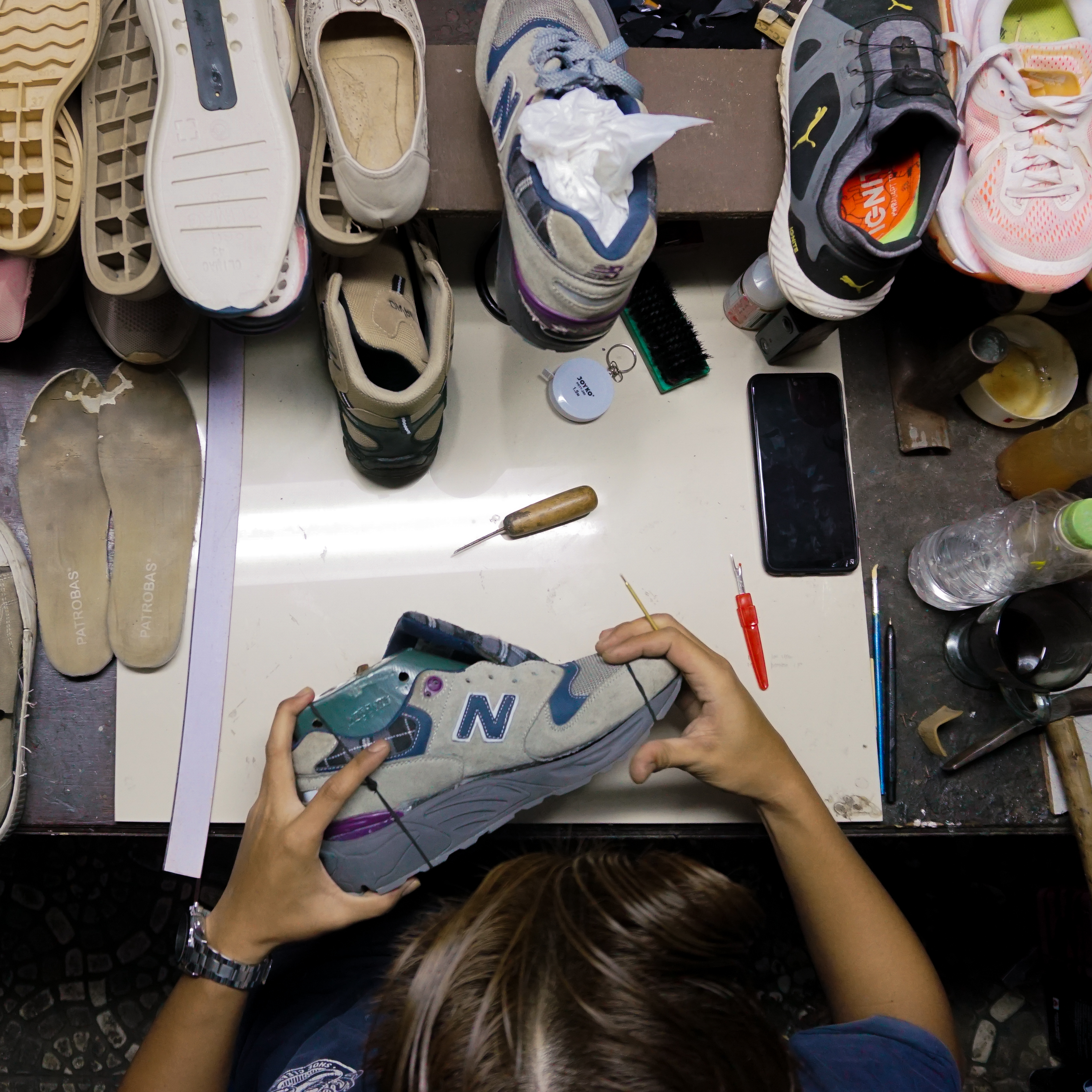 Proses repair-sepatu Heeltoe Cilacap